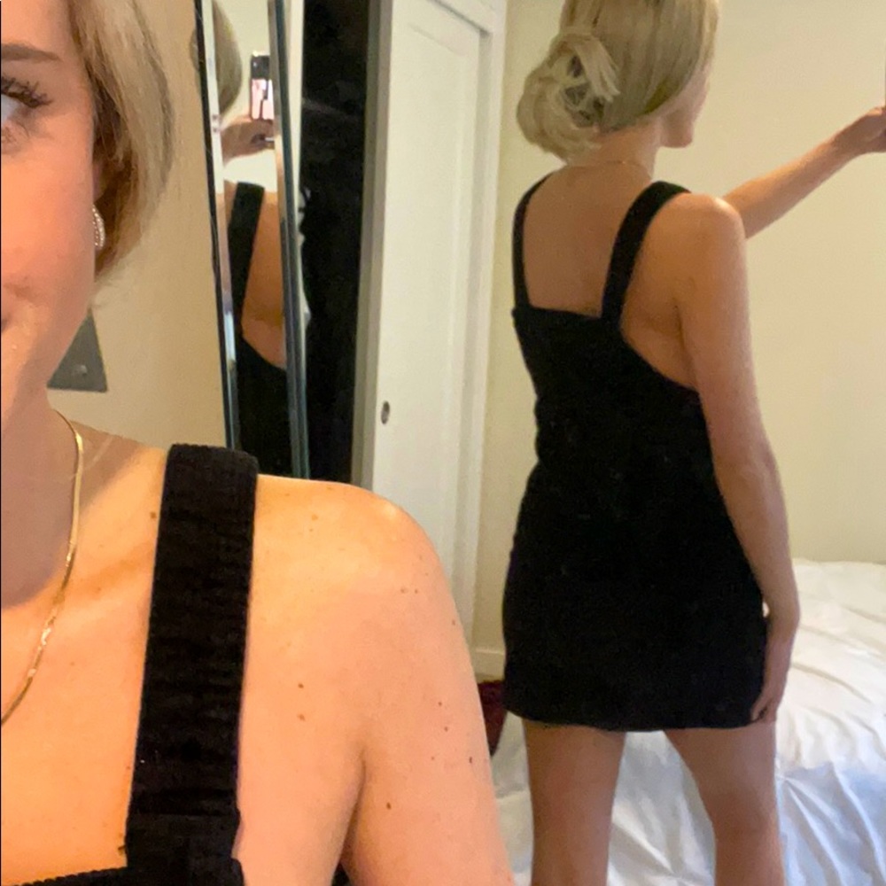 Dress - Picture 3 of 4
